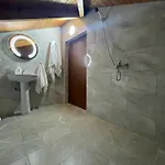 Δωμάτια σε οικογενειακή κατοικία Entryway Μπεράτ