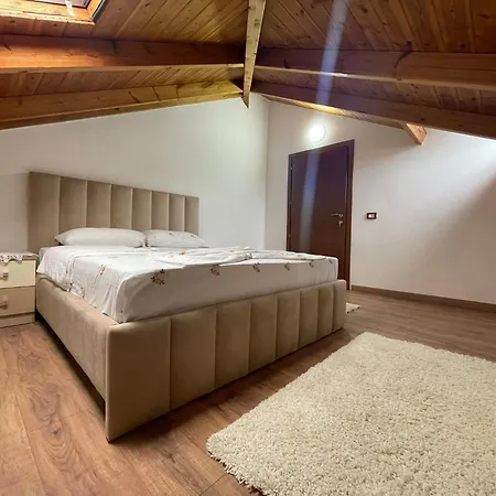 Entryway * Berat